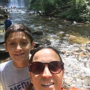 Meet your Posher, Rosario